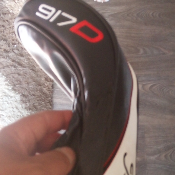 Titleist 917D3 driver - Picture 11 of 11